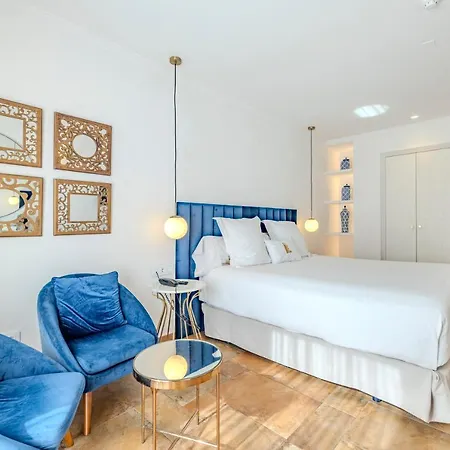 La Del Mar Otel