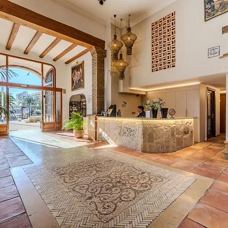 La Del Mar Готель