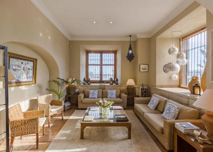 La Del Mar Готель